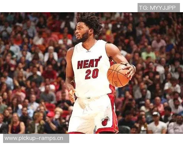 芬奇谈球队表现:对手速度被过于尊重持球压迫需加强 芬奇谈球队表现:对手速度被过于尊重持球压迫需加强