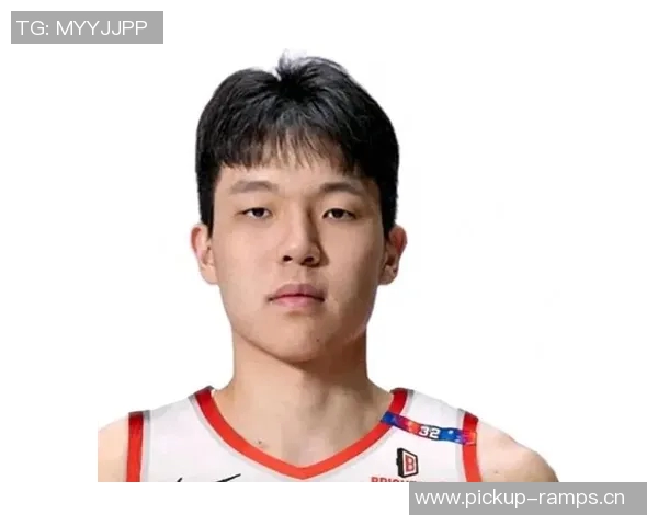 明日杨瀚森首秀即将开启粉色小书包陪伴他踏上NBA之旅 明日杨瀚森首秀即将开启粉色小书包陪伴他踏上NBA之旅