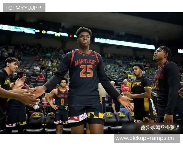 总经理调查揭晓最佳新秀弗拉格以97选票遥遥领先VJ埃奇库姆仅获3支持