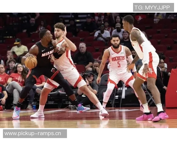 费尔斯状态回暖表现亮眼7号秀10投5中贡献12分1板3助助力球队胜利 费尔斯状态回暖表现亮眼7号秀10投5中贡献12分1板3助助力球队胜利