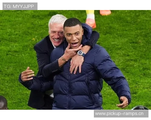 网红澄清与姆巴佩绯闻传闻称自己单身并未交往任何人 网红澄清与姆巴佩绯闻传闻称自己单身并未交往任何人