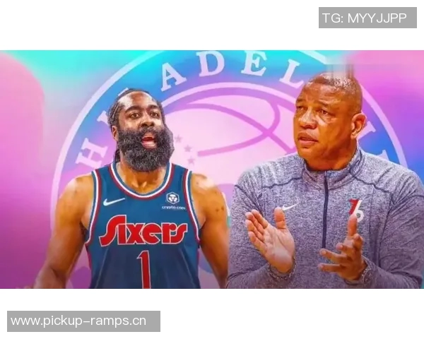 媒体人分析谢泼德与队友共同蹲底角的战术选择与出手权分配问题