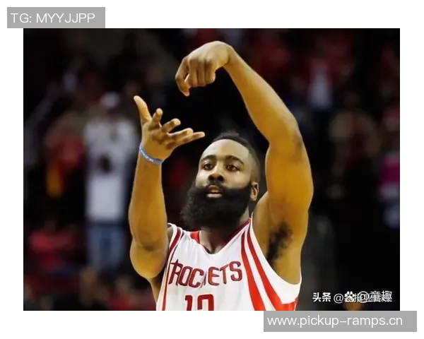 哈登半场表现中规中矩8投3中贡献12分3篮板3助攻正负值7