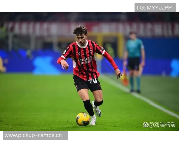 利雅得胜利上半场领先杜尚别独立菲利克斯点球破门西马坎再添一分