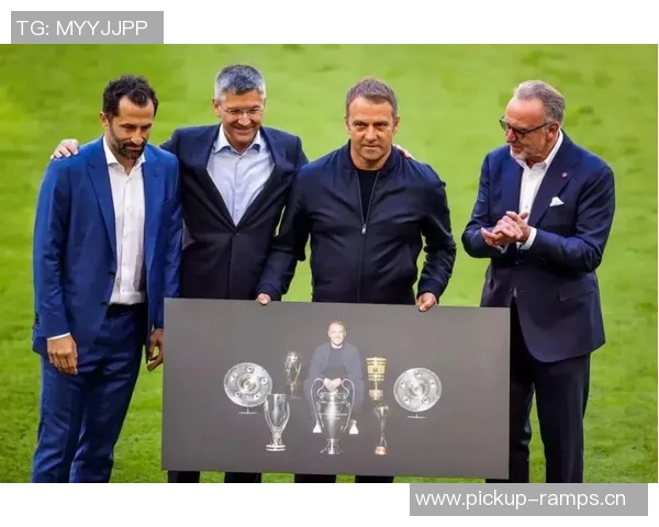 拜仁海报热身欧冠对决巴黎罗贝里小猪同框伊布小罗回忆重温