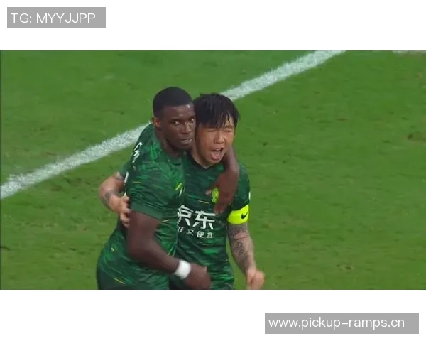 张稀哲特意捧花接蒙哥马利并诚恳道歉获得原谅的感人故事