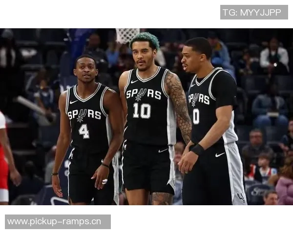 锡安强势隔扣文班遭羞辱文班四记大帽霸气反击引发热议