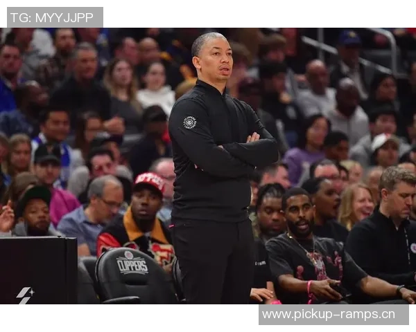 球队心态脆弱缺乏韧性卢指导直言遇挫折就容易失去斗志